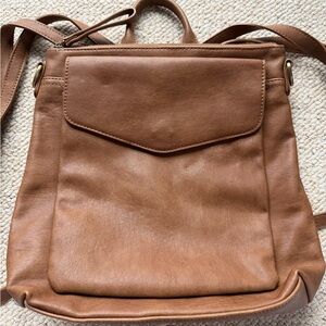 Elegant Tan Leather Backpack